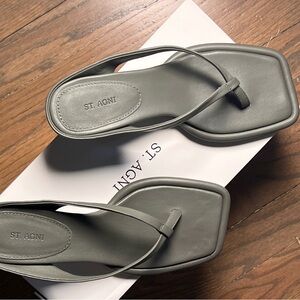 St. Agni Women's Gray Sandals